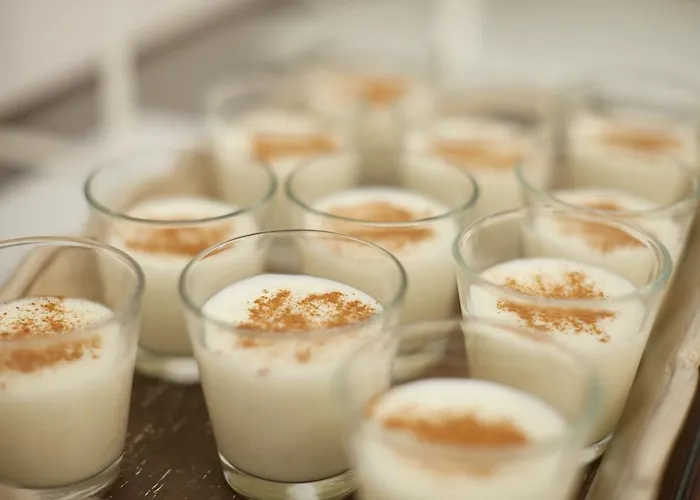 Fragias Hotel - Quiet Downtown, 2 Min Walk To Naxos Town Aparthotel 3*