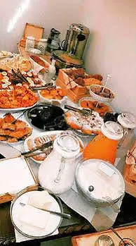 מלון דירות Fragias Studios & Apartments 4*