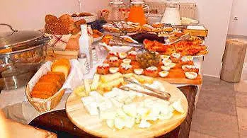 מלון דירות Fragias Studios & Apartments 4*