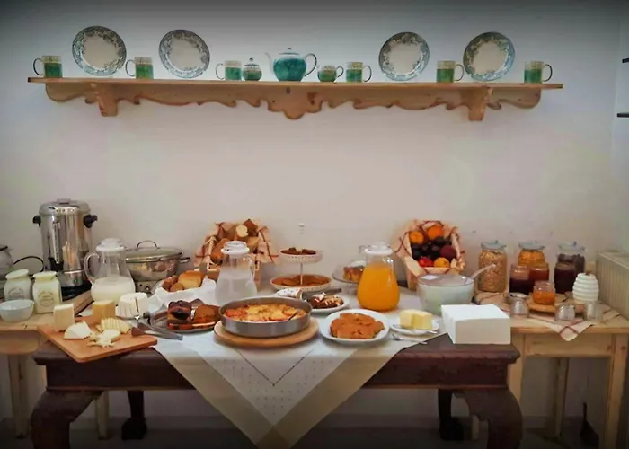 Fragias Hotel - Quiet Downtown, 2 Min Walk To Naxos Town 3*