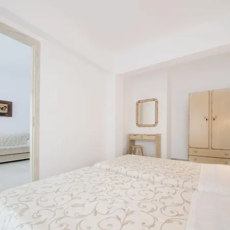 Aparthotel Fragias &