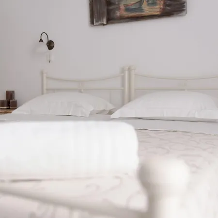 Apart-hotel Fragias & 3*