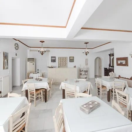 Aparthotel Fragias &