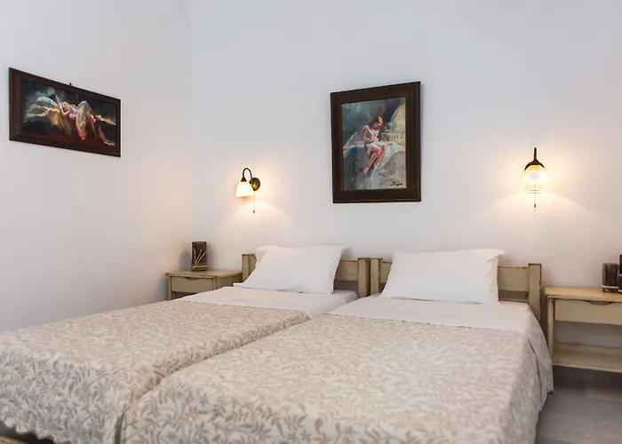 Fragias Studios & Apartments Naxos City