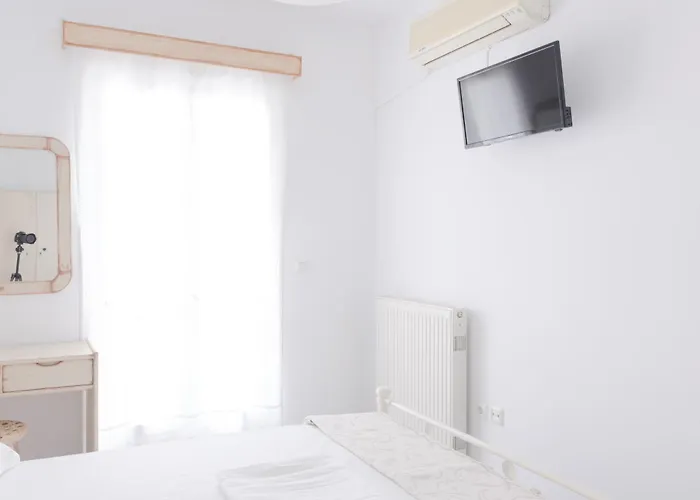 Fragias Studios & Apartments