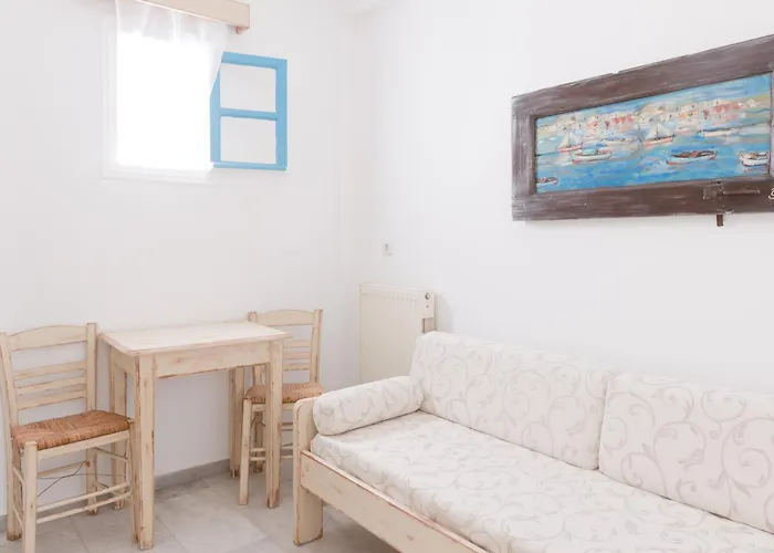 Fragias Studios & Apartments 4*
