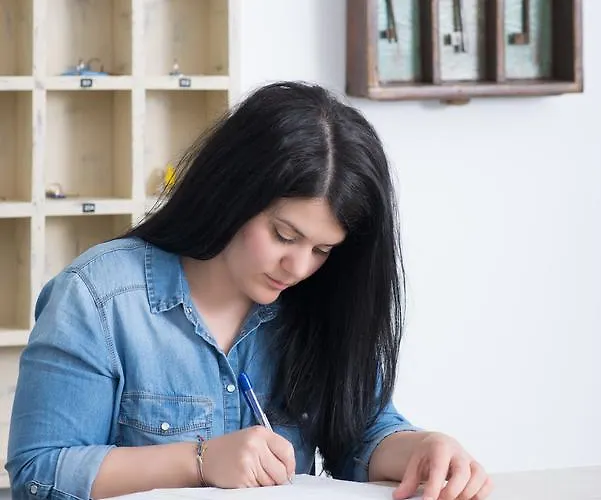 Fragias Studios & Apartments