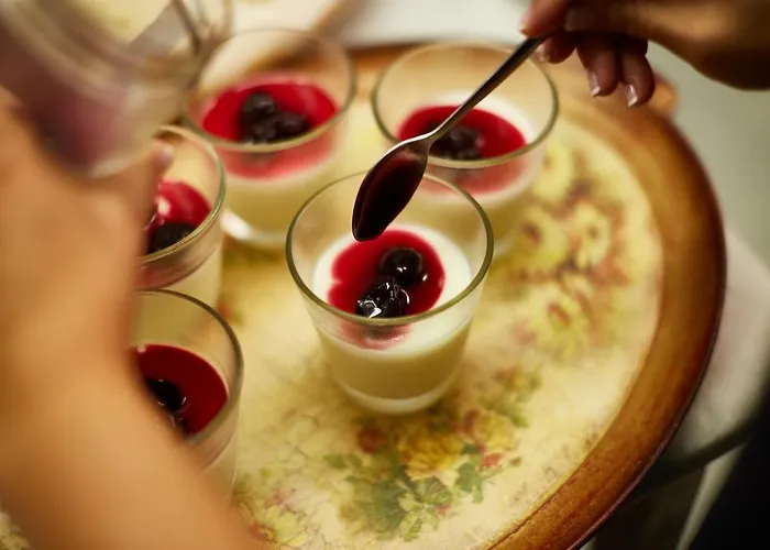 Fragias Hotel - Quiet Downtown, 2 Min Walk To Naxos Town